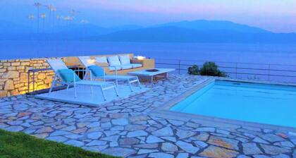 Villa on Beautiful Location, Large Pool, by sea and Village With Little Harbour