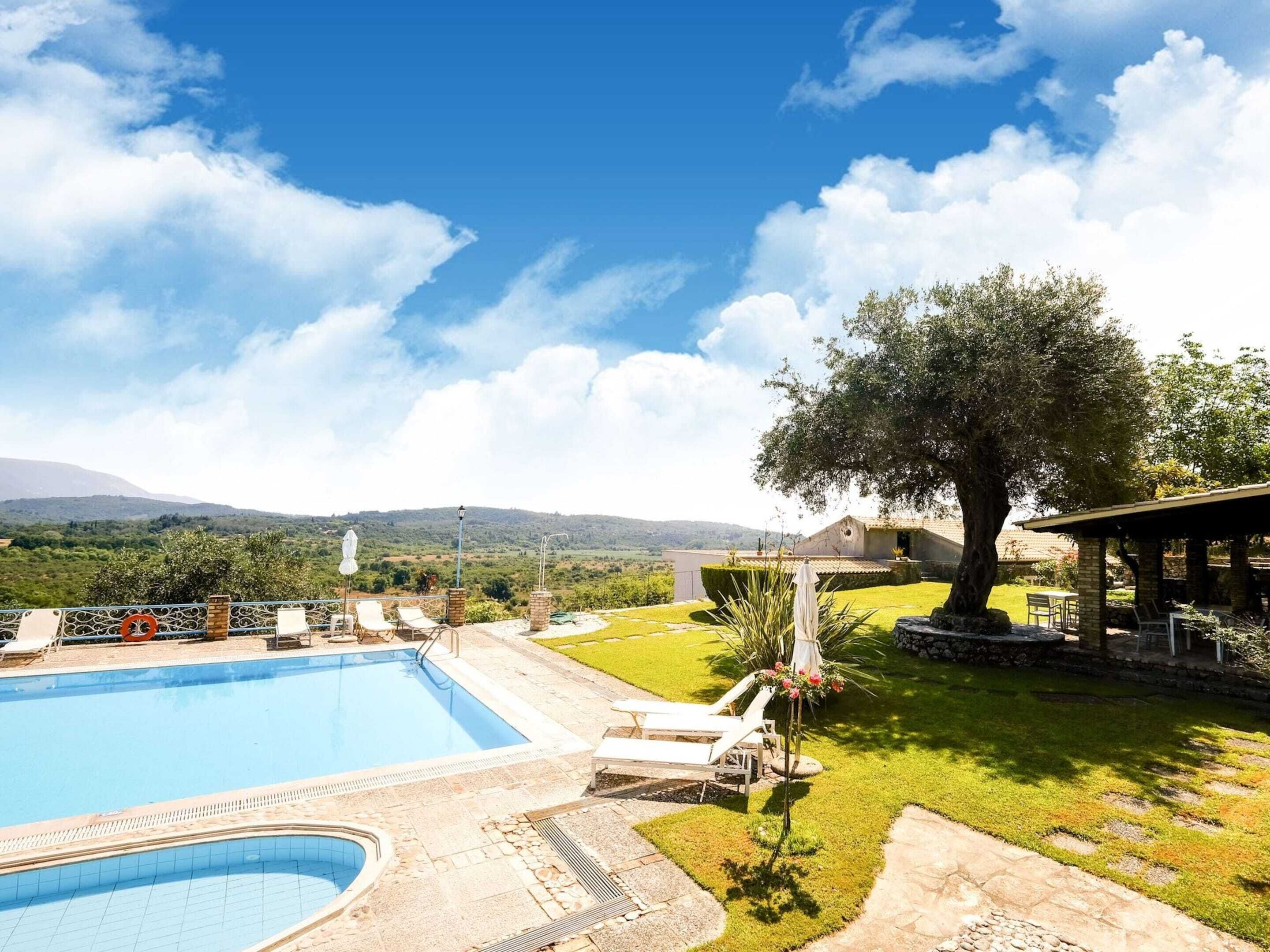 Apartment | Pool | Outdoor pool