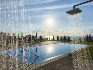 Villa | Basseng | Utendørsbasseng