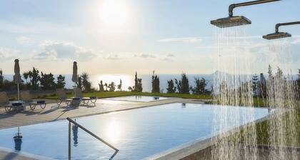 New Beautiful Complex With Villas and App, bBg Pool, Stunning Views, SW Crete