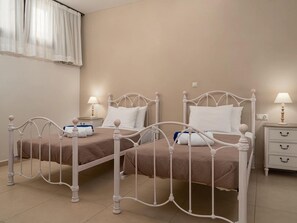 Leilighet | 2 soverom, individuelt innredet, strykejern/-brett og sengetøy