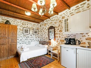 House | 1 bedroom