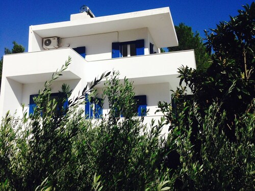 Maisonette in Villa in Beautiful Agia Fotia Bay, SE Coast Crete, Near the sea