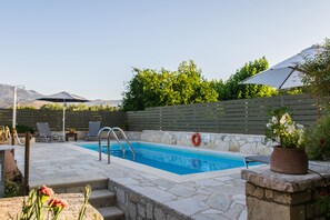 House | Pool | Indoor pool, outdoor pool - Villa in Crete With Vineyard Experience (Apokoronas)