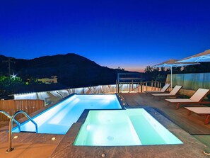 Villa | Pool