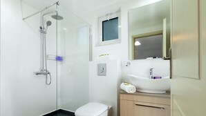 Shower - Imposing Large Villa on Fantastic Beautiful Piece of Land, Near Vamos and Chania (Apokoronas)