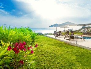 View from property - Sparkling Villa in Acrotiri with Private Pool near Sea Beach (Chania)
