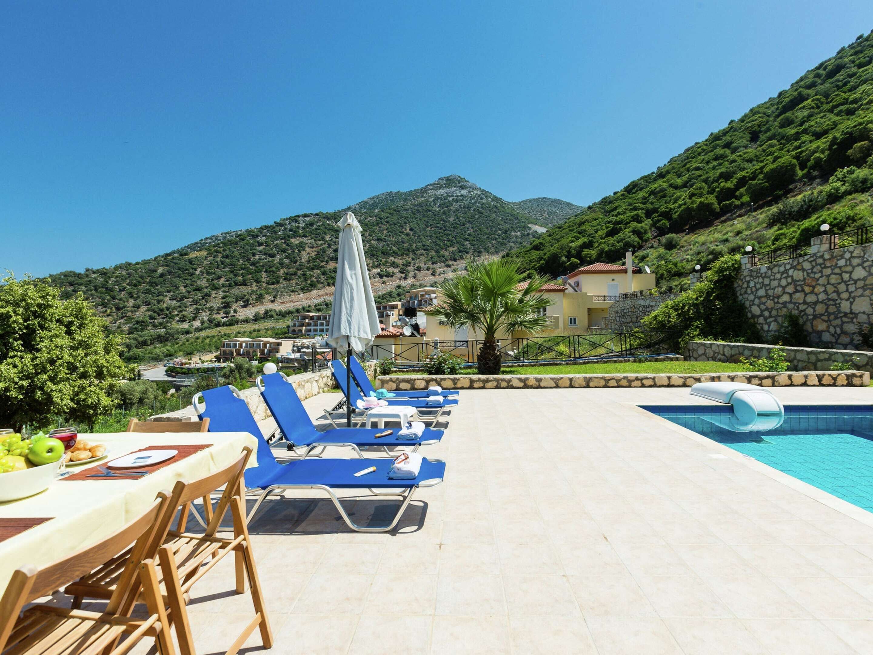 Villa | Pool | Indoor pool, outdoor pool