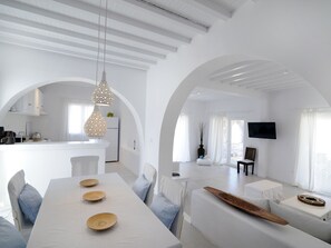 Dining - Beautiful Villa, 50 m From Beach and Close to Other Beautiful Beaches on Mykonos (Mykonos)