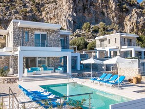 Villa | Piscine | Piscine couverte, piscine extérieure