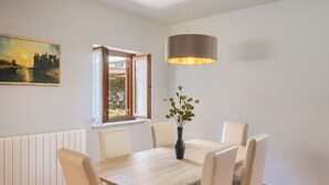 Dining - Upscale Holiday Home in Istria With Private Terrace (Novigrad)