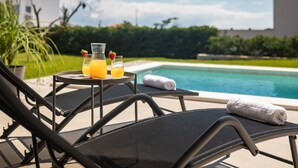 Outdoor pool - Upscale Holiday Home in Istria With Private Terrace (Novigrad)