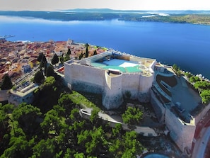 Pool - Spacious Apartment in Dalmatia near Forest (Sveti Filip i Jakov)