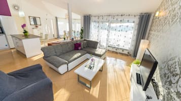 Villa | Living room