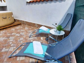 Exterior - Holiday Home in Crikvenica Near Sandy Beach (Crikvenica)