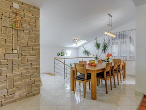 Dining - Holiday House Near Split (Solin)