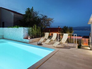 Exterior - Attractive 5 Villa With Private Pool, Finnish Sauna and Great Outdoors (Sutivan)