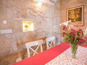 Villa | Dining - Villa in Medvidici With Pool Near Porec Beach (Sveti Lovrec)