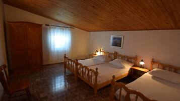 Apartment | 2 bedrooms, bed sheets