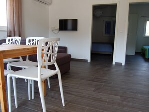 House | Dining - Modern Holiday Home With Terrace, Near the Sea (Sali)