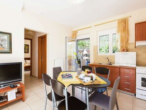 Villa | Private kitchen | Highchair