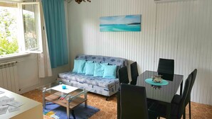 Unclassified image, 5 of 14, button - Spacious Apartment With Terrace in Opatija (Opatija)