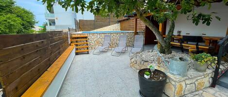 ハウス | 施設内の設備