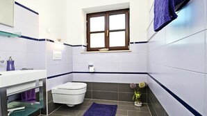 Unclassified image, 4 of 27, button - Beautiful Holiday House With Private Pool and Terrace (Kastelir-Labinci)