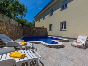 Outdoor pool - Cozy Holiday Home in Crikvenica With Private Swimming Pool (Crikvenica)