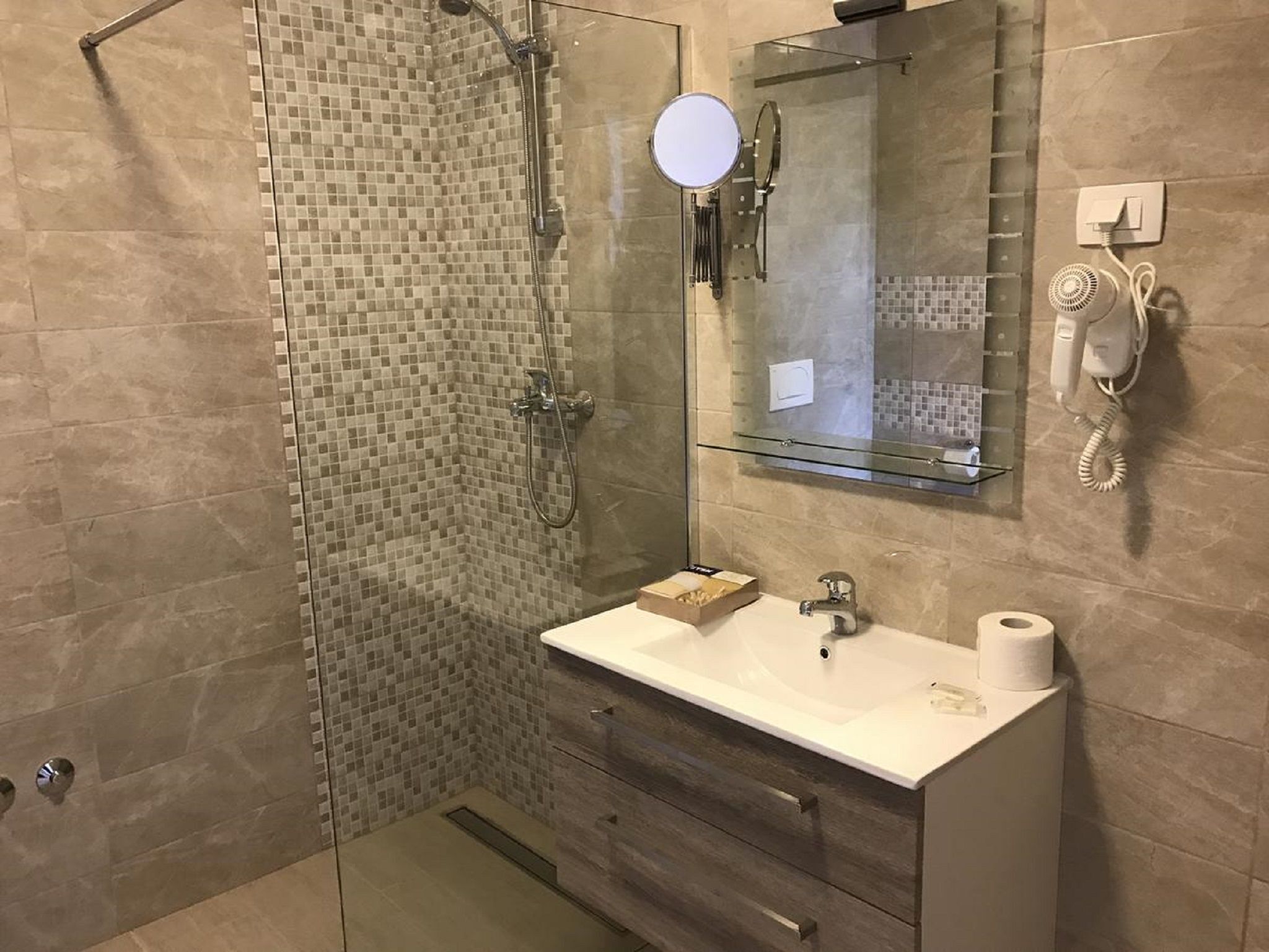 Villa | Bathroom | Shower, hair dryer