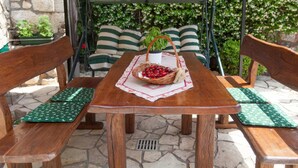 Balcony - Vintage Holiday Home With Swimming Pool in Grizane (Vinodol)
