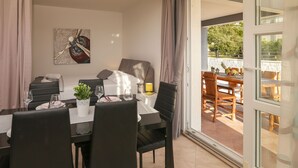 Dining - Alluring Villa in Marina With Swimming Pool (Marina)
