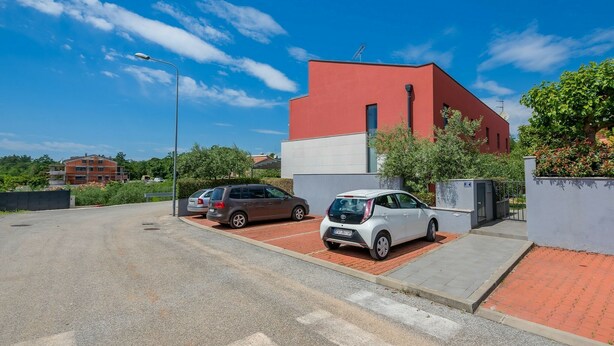 Unclassified image, 1 of 19, button - Modern Holiday Home With Terrace and Outdoor Jacuzzi (Porec)