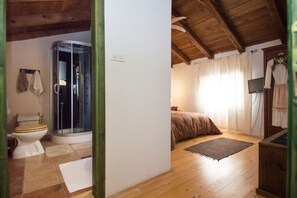 House | 3 bedrooms, individually furnished, iron/ironing board, bed sheets - Villa in Istria Near Stunning Beaches (Pula)