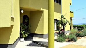 Unclassified image, 5 of 24, button - Peaceful Apartment in Dobropoljana With Balcony (Pasman)