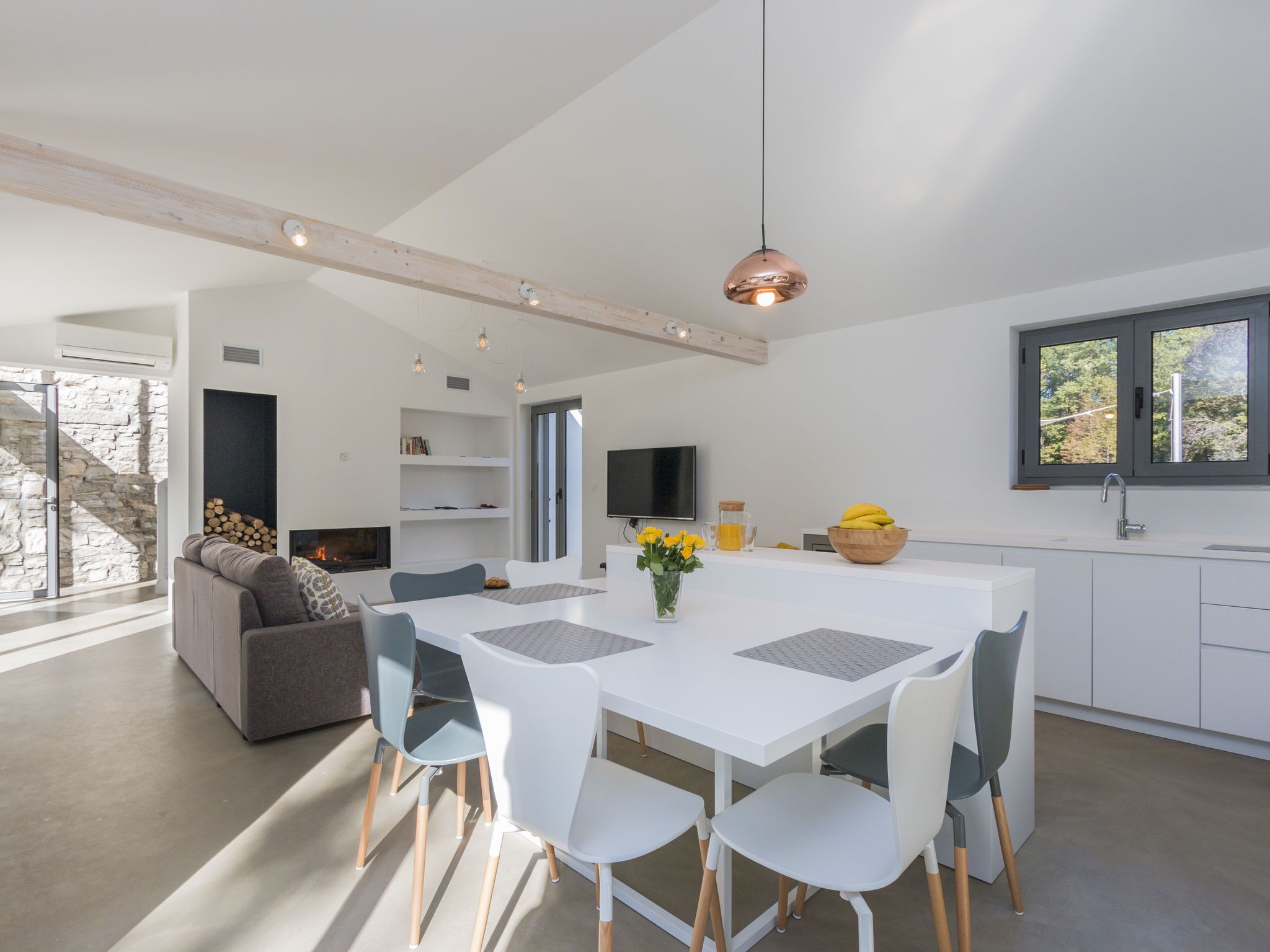 Villa | Dining