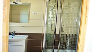 House | Bathroom - Sea-view Holiday Home in Lukovo Šugarje With Private Terrace (Karlobag)