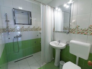 House | Bathroom | Shower
