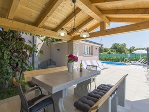 Cottage | Balcony