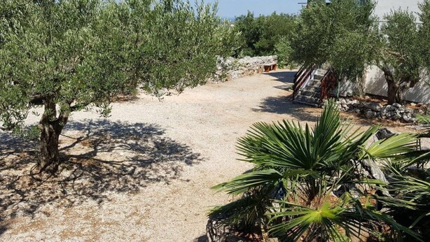 Unclassified image, 1 of 18, button - Adorable Apartment With Covered Terrace & Sea View (Primosten)
