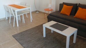 Unclassified image, 5 of 18, button - Adorable Apartment With Covered Terrace & Sea View (Primosten)