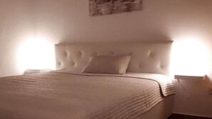 Unclassified image, 4 of 18, button - Adorable Apartment With Covered Terrace & Sea View (Primosten)