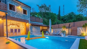 Indoor pool, outdoor pool