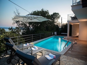 Indoor pool, outdoor pool