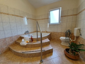 Shower, hair dryer, towels - Charming Holiday Home in Murvica Pool (Policnik)