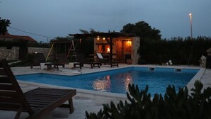 Pool - Charming Holiday Home in Murvica Pool (Policnik)