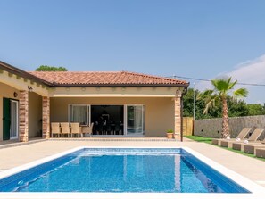 Exterior - Amazing Villa With Private Swimming Pool, Roofed Terrace, Lovely Outside Kitchen (Policnik)