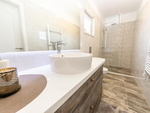 Bathroom - Amazing Villa With Private Swimming Pool, Roofed Terrace, Lovely Outside Kitchen (Policnik)