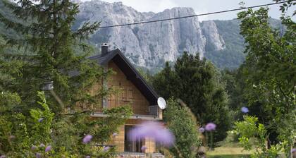 Boutique Chalet in Baške Oštarije With Garden