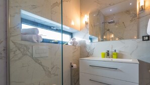Ferienhaus | Badezimmer | Dusche